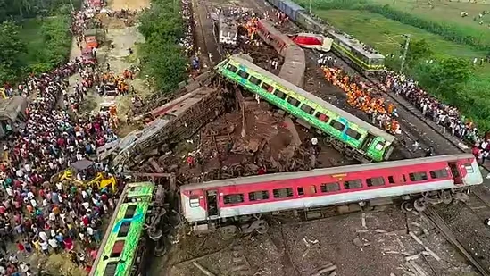 Who Donated Money For Odisha Train Accident?